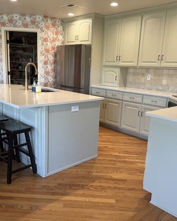 Cabinet refinishing in St. George, UT